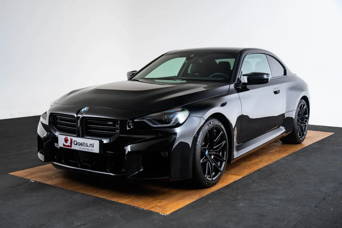 M2 Parking/Driving Assistant - Active Cruise Control - Harman Kardon - Ambiance verlichting - Stuurwielrand verwarmd - Elektrische verstelbare/verwarmde stoelen - Comfort Acces