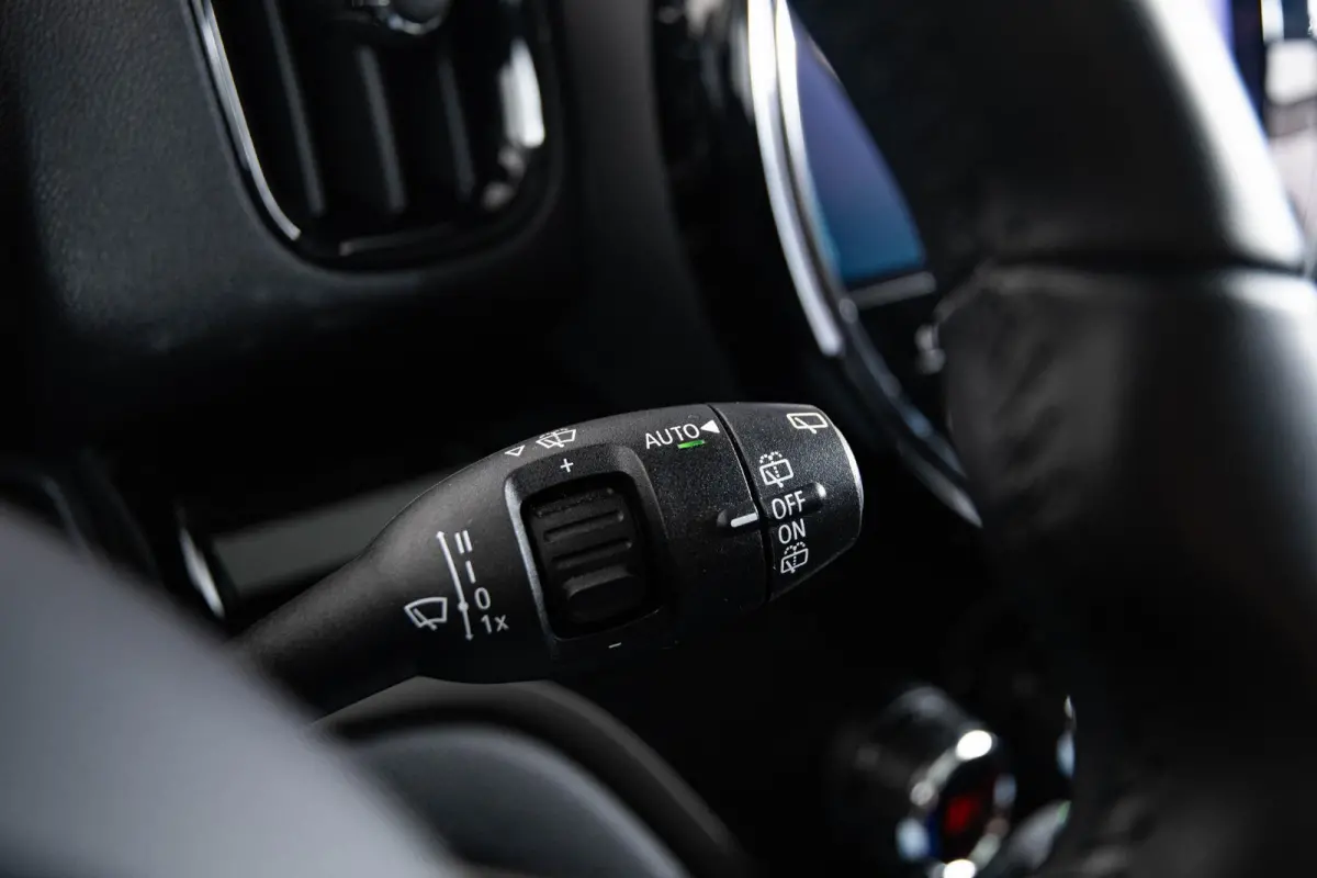 1.5 Cooper Panoramdak - Active Cruise Control - Driving/park Assistant - Harman Kardon - Achteruitrijcamera - Comfort acces - Elektrisch verwarmbare/verstelbare voorstoelen -