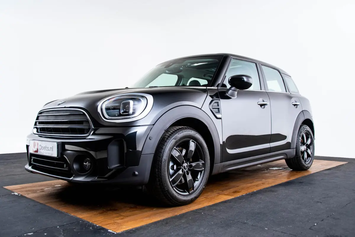 1.5 Cooper Panoramdak - Active Cruise Control - Driving/park Assistant - Harman Kardon - Achteruitrijcamera - Comfort acces - Elektrisch verwarmbare/verstelbare voorstoelen -