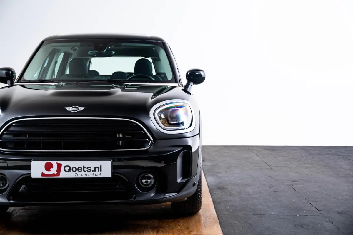 1.5 Cooper Panoramdak - Active Cruise Control - Driving/park Assistant - Harman Kardon - Achteruitrijcamera - Comfort acces - Elektrisch verwarmbare/verstelbare voorstoelen -