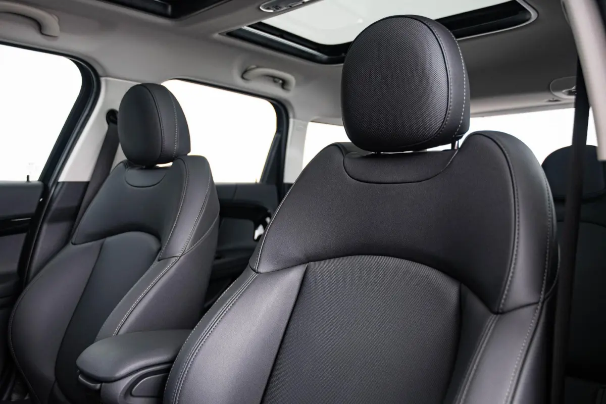 1.5 Cooper Panoramdak - Active Cruise Control - Driving/park Assistant - Harman Kardon - Achteruitrijcamera - Comfort acces - Elektrisch verwarmbare/verstelbare voorstoelen -