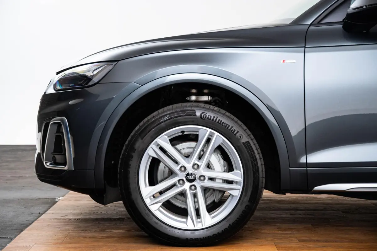 50 TFSI e S edition Panoramadak - Multifunctioneel stuur plus - interieurvoorverwarming - Audi soundsystem - Achterbank plus - Sportstoelen - stoelverwarming voor - Assistentiepakket City -