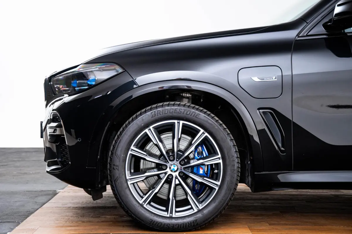xDrive45e High Executive M Sport - Trekhaak - Panoramadak - Driving Assistant Professional - Warmte Comfort Pack Voor - Comfortstoelen  - Soft Close - BMW Laserlight - Comfort Access - Head 