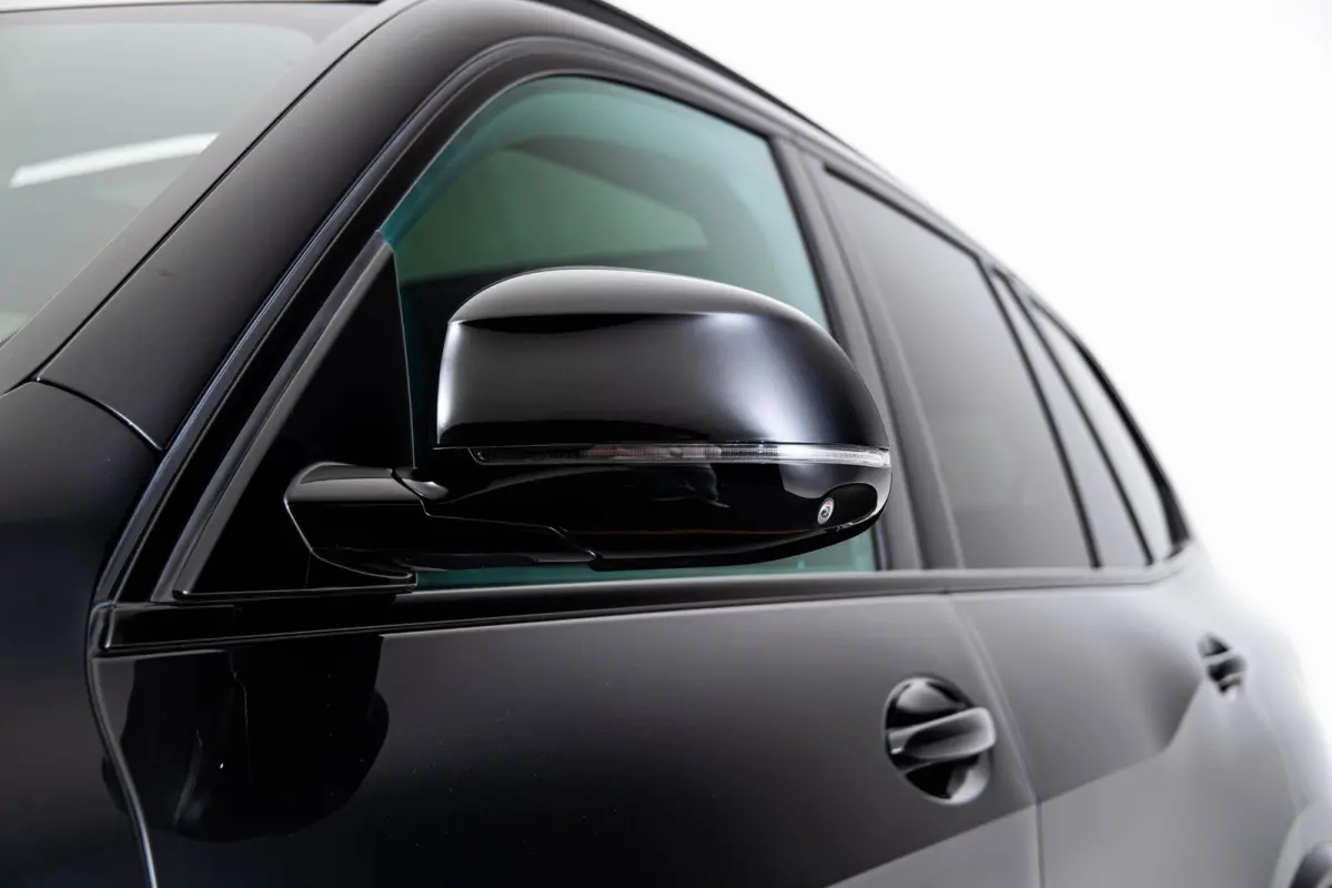 xDrive45e High Executive M Sport - Trekhaak - Panoramadak - Driving Assistant Professional - Warmte Comfort Pack Voor - Comfortstoelen  - Soft Close - BMW Laserlight - Comfort Access - Head 