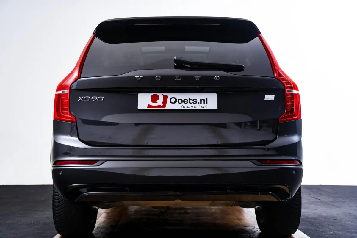 2.0 T8 Plug-in hybrid AWD Ultra Dark Trekhaak - Panoramadak - Adaptieve Cruise Control - Harman Kardon - Head up - Stoelverwarming voor/achter - Zongordijnen achterportieren - Visual Park As