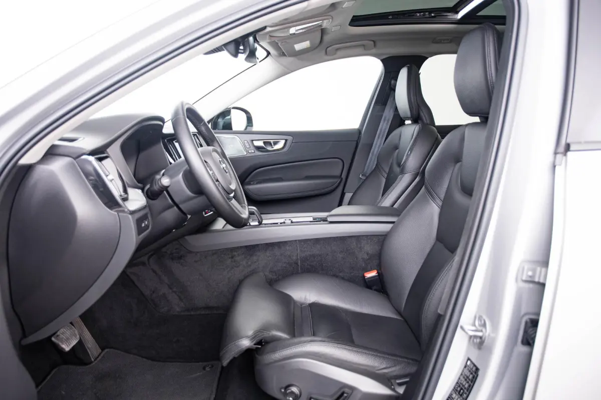 2.0 T8 Plug-in hybrid AWD Ultimate Dark Panoramadak - Adaptieve Cruise Control - Harman kardon - Stoelverwarming voor/achter - Stuurwielverwarming - Stoelen voor elektrisch verstelbaar -