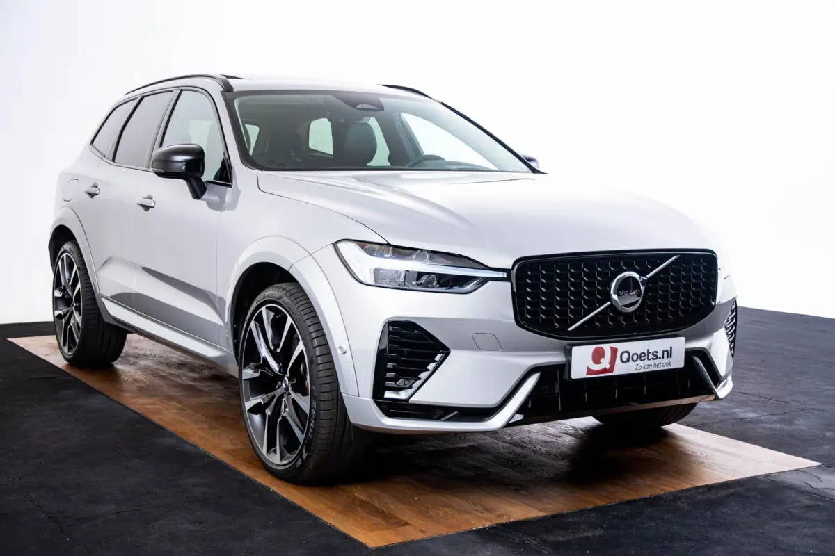 2.0 T8 Plug-in hybrid AWD Ultimate Dark Panoramadak - Adaptieve Cruise Control - Harman kardon - Stoelverwarming voor/achter - Stuurwielverwarming - Stoelen voor elektrisch verstelbaar -