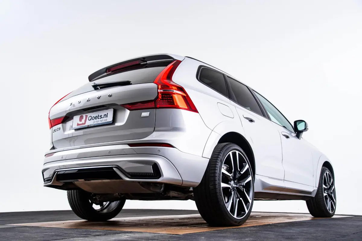 2.0 T8 Plug-in hybrid AWD Ultimate Dark Panoramadak - Adaptieve Cruise Control - Harman kardon - Stoelverwarming voor/achter - Stuurwielverwarming - Stoelen voor elektrisch verstelbaar -