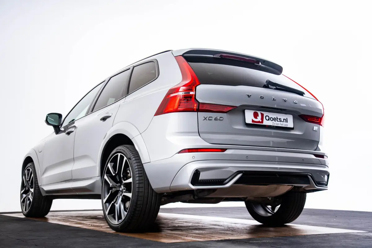 2.0 T8 Plug-in hybrid AWD Ultimate Dark Panoramadak - Adaptieve Cruise Control - Harman kardon - Stoelverwarming voor/achter - Stuurwielverwarming - Stoelen voor elektrisch verstelbaar -
