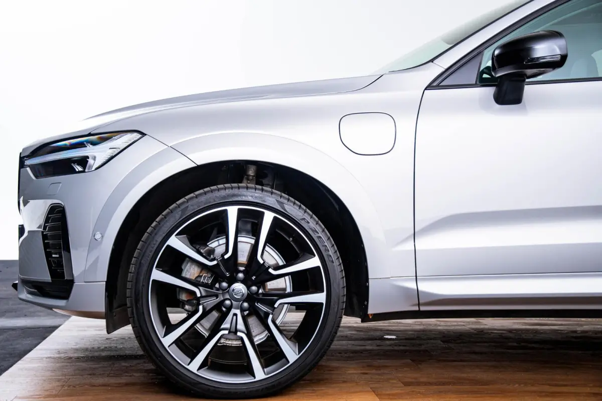 2.0 T8 Plug-in hybrid AWD Ultimate Dark Panoramadak - Adaptieve Cruise Control - Harman kardon - Stoelverwarming voor/achter - Stuurwielverwarming - Stoelen voor elektrisch verstelbaar -