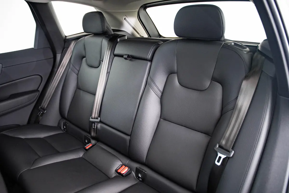 2.0 T8 Plug-in hybrid AWD Ultimate Dark Panoramadak - Adaptieve Cruise Control - Harman kardon - Stoelverwarming voor/achter - Stuurwielverwarming - Stoelen voor elektrisch verstelbaar -