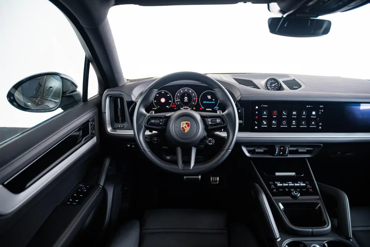 4.0 S Trekhaak - Stoelventilatie/verwarming  - Bijrijdersdisplay - Sport chrono - Stuurbekrachtiging Plus - BOSE - 3D Surround View - Head up - adaptieve cruise control -