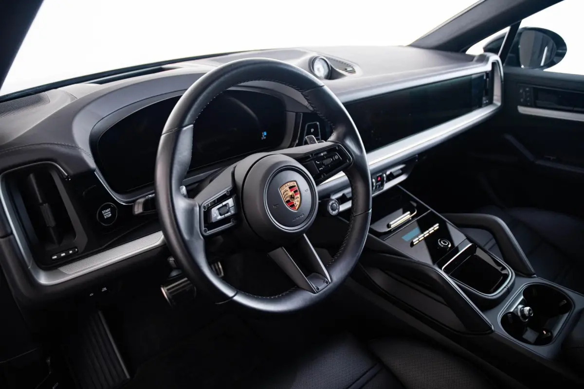 4.0 S Trekhaak - Stoelventilatie/verwarming  - Bijrijdersdisplay - Sport chrono - Stuurbekrachtiging Plus - BOSE - 3D Surround View - Head up - adaptieve cruise control -