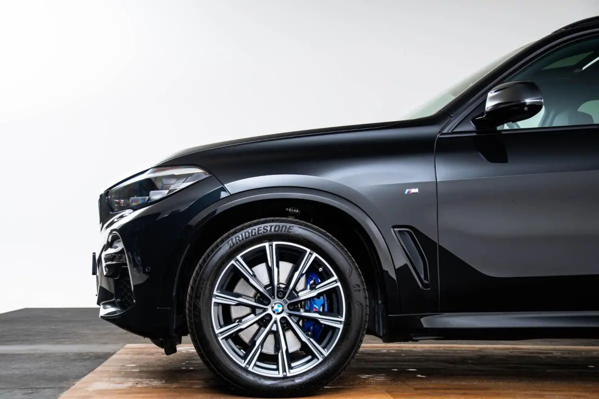 xDrive30d High Executive M Sport - Trekhaak - Panoramadak - Comfortstoelen - Warmte Comfort Pack - CraftedClarity - Getinte Ruiten - Comfort Access - Active Cruise Control - Parking Assistan