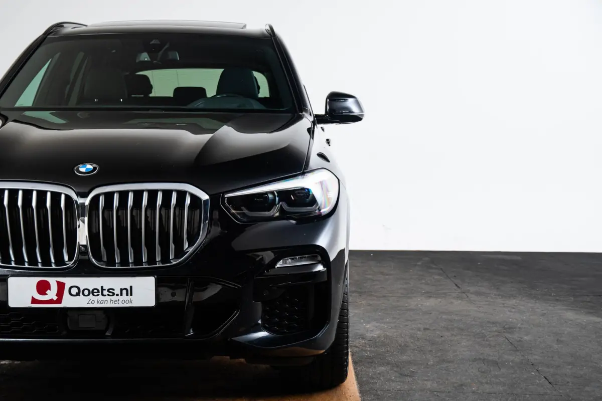 xDrive30d High Executive M Sport - Trekhaak - Panoramadak - Comfortstoelen - Warmte Comfort Pack - CraftedClarity - Getinte Ruiten - Comfort Access - Active Cruise Control - Parking Assistan
