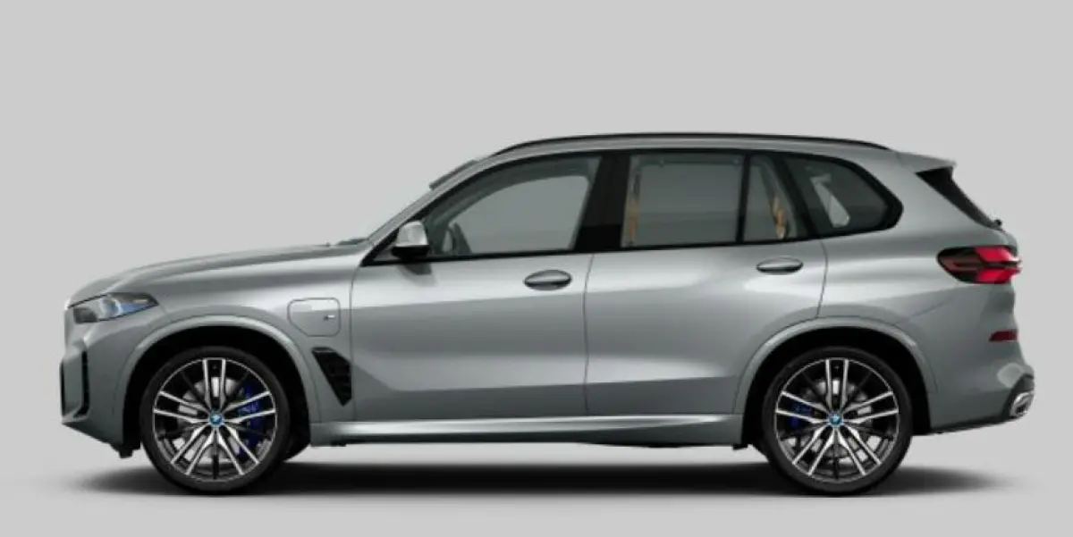 xDrive50e M Sport - Panoramadak - Driving/Parking Assistant Professional - Harman Kardon - Active Protection - Comfort Access - Bekerhouders met temperatuur functie - Sportstoelen -
