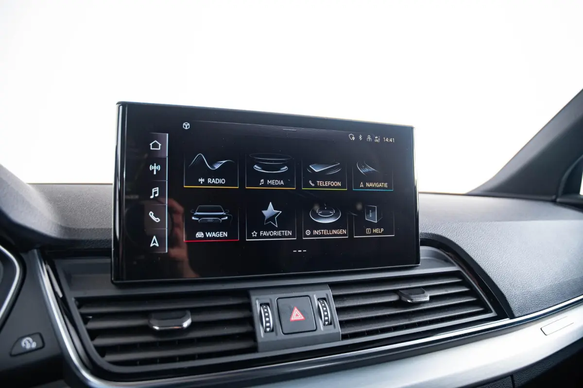 50 TFSI e S edition Trekhaak - Privacy glas - Interieurvoorverwarming - Audi soundsystem - Achterbank plus - Sportstoelen vóór - Lendensteunen vóór, elektrisch verstelbaar - Cruise contr