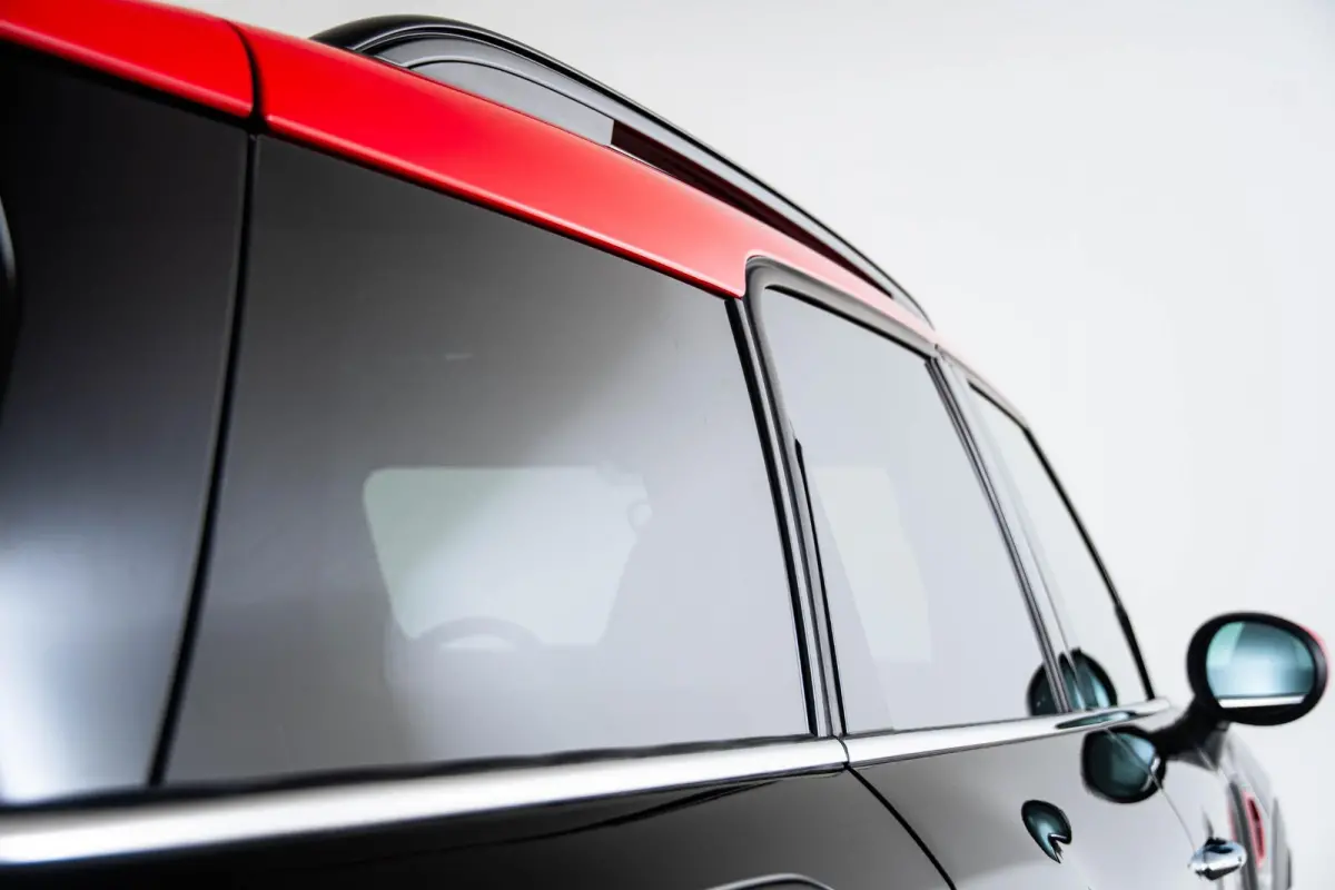 John Cooper Works ALL4 Chili Panoramadak - Head-up - Adaptive Cruise Control - Harman Kardon - Camera - Stoelverwarming - Navigatiesysteem - Park Assistant