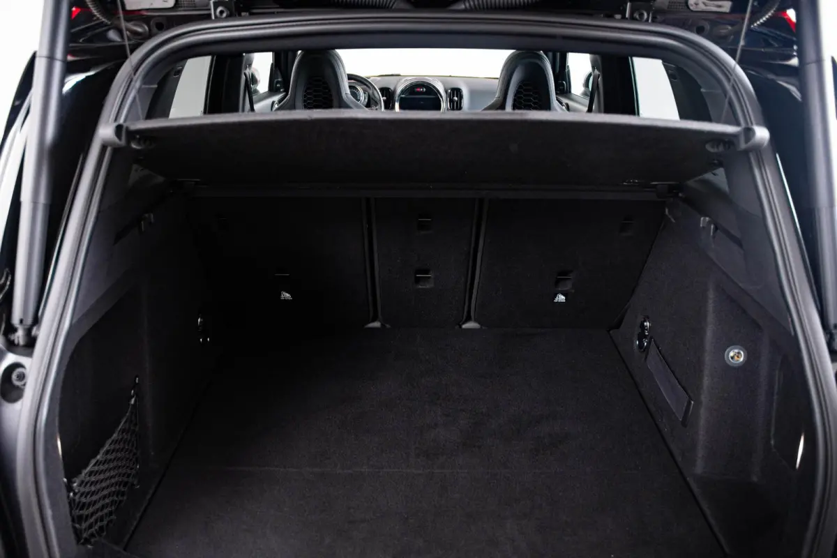 John Cooper Works ALL4 Chili Panoramadak - Head-up - Adaptive Cruise Control - Harman Kardon - Camera - Stoelverwarming - Navigatiesysteem - Park Assistant