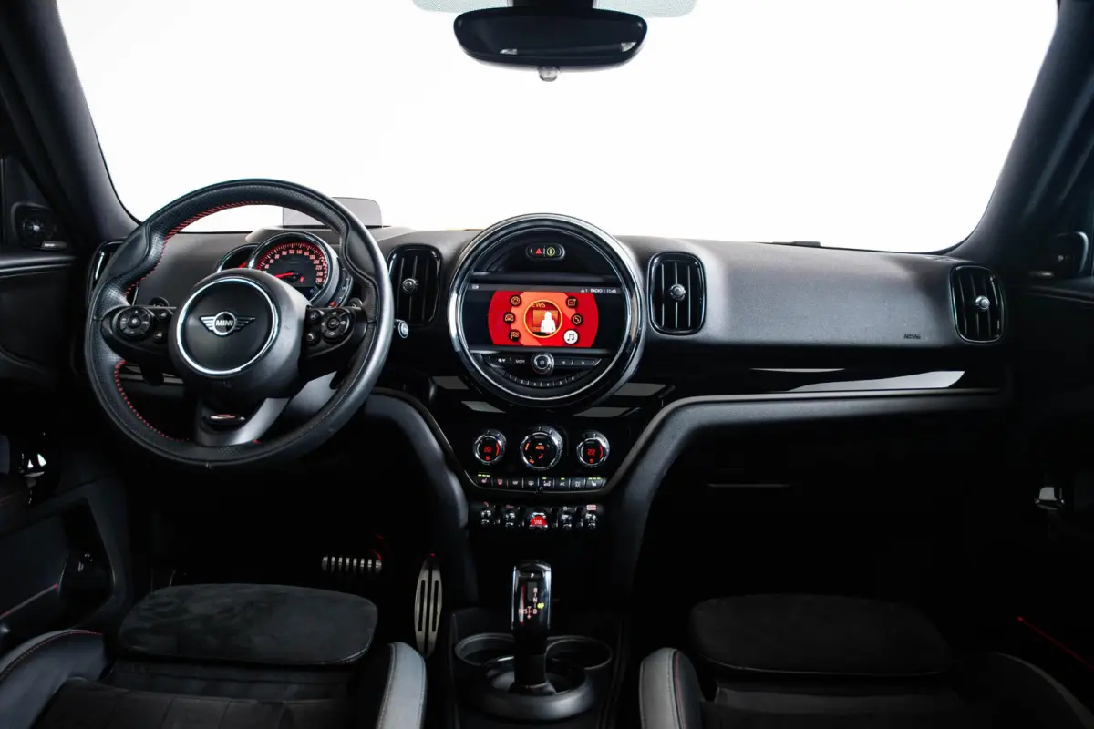 John Cooper Works ALL4 Chili Panoramadak - Head-up - Adaptive Cruise Control - Harman Kardon - Camera - Stoelverwarming - Navigatiesysteem - Park Assistant