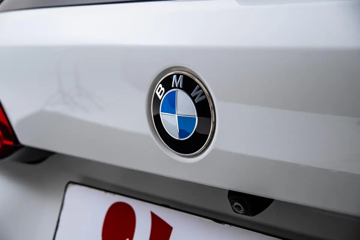 xDrive30d High Executive M-sport - Panoramadak - Trekhaak - Parking Assistant - Driving Assistant Professional - Night Vision - Head-Up - Stoelverwarming