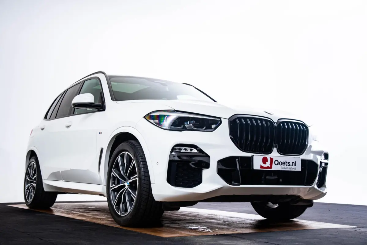 xDrive30d High Executive M-sport - Panoramadak - Trekhaak - Parking Assistant - Driving Assistant Professional - Night Vision - Head-Up - Stoelverwarming
