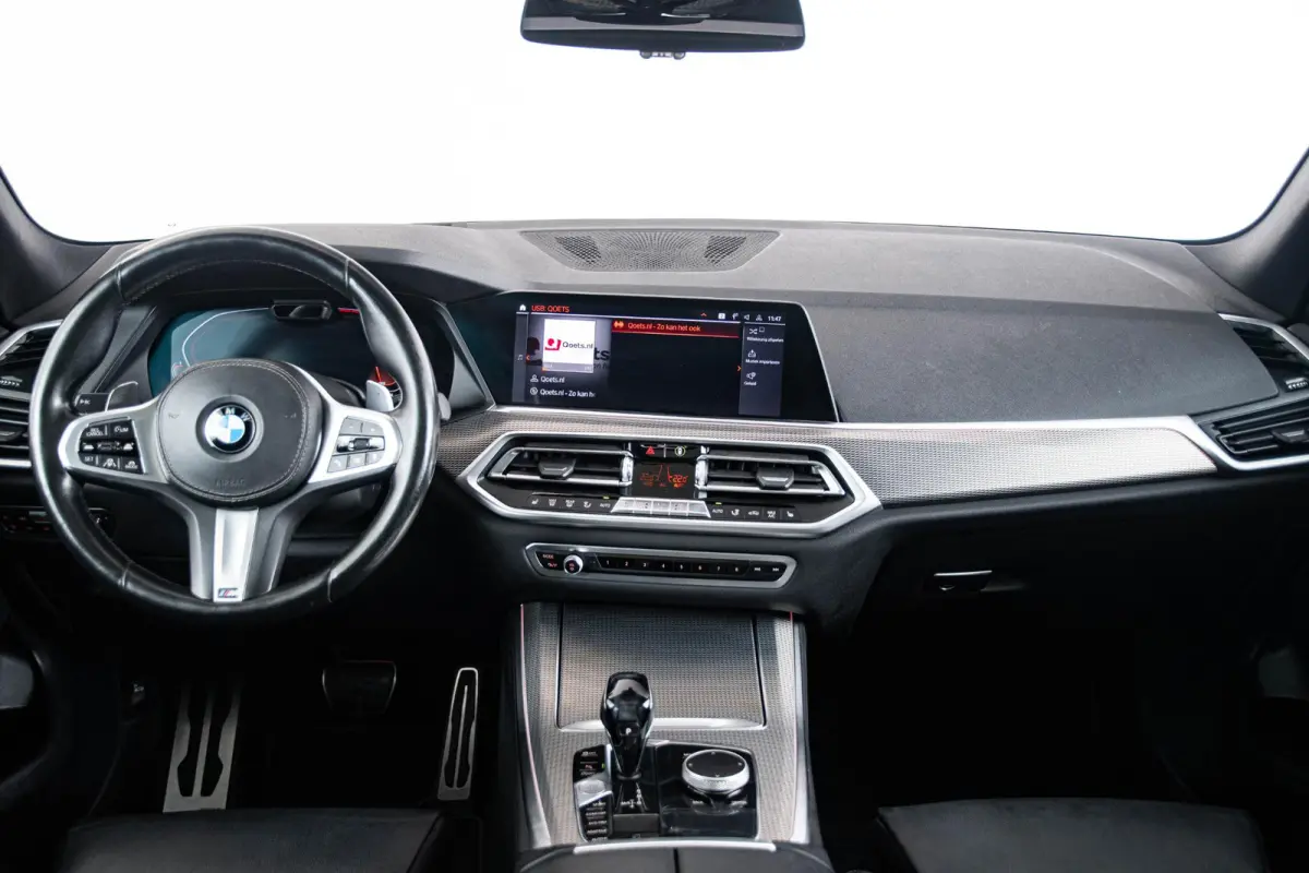 xDrive30d High Executive M-sport - Panoramadak - Trekhaak - Parking Assistant - Driving Assistant Professional - Night Vision - Head-Up - Stoelverwarming