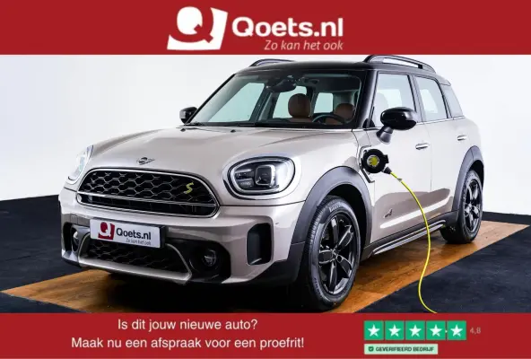 Cooper ALL4 Active Cruise Control - Elektrisch verstelbare/verwarmbare stoelen - Comfort acces - Elektrische achterklep - Driving Assistant - Head up - Elektrisch inklapbare buitenspiegels -
