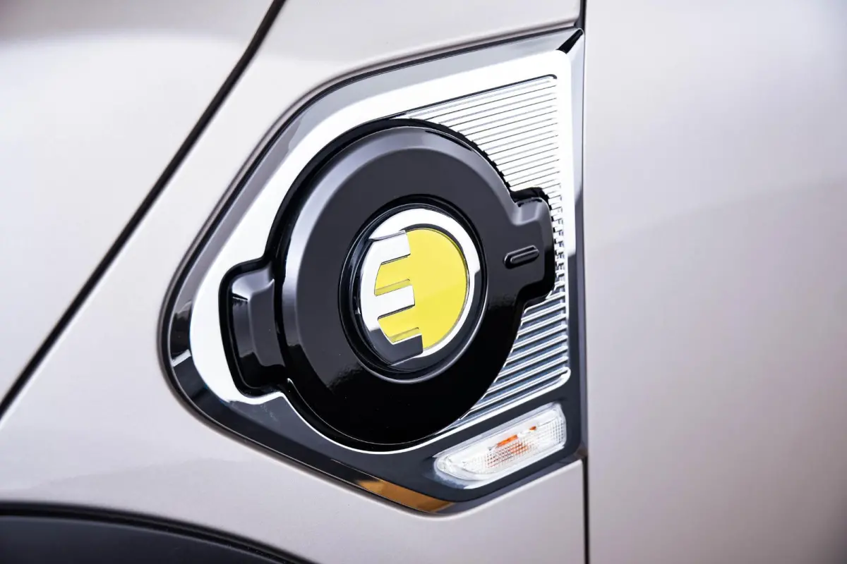 Cooper ALL4 Active Cruise Control - Elektrisch verstelbare/verwarmbare stoelen - Comfort acces - Elektrische achterklep - Driving Assistant - Head up - Elektrisch inklapbare buitenspiegels -