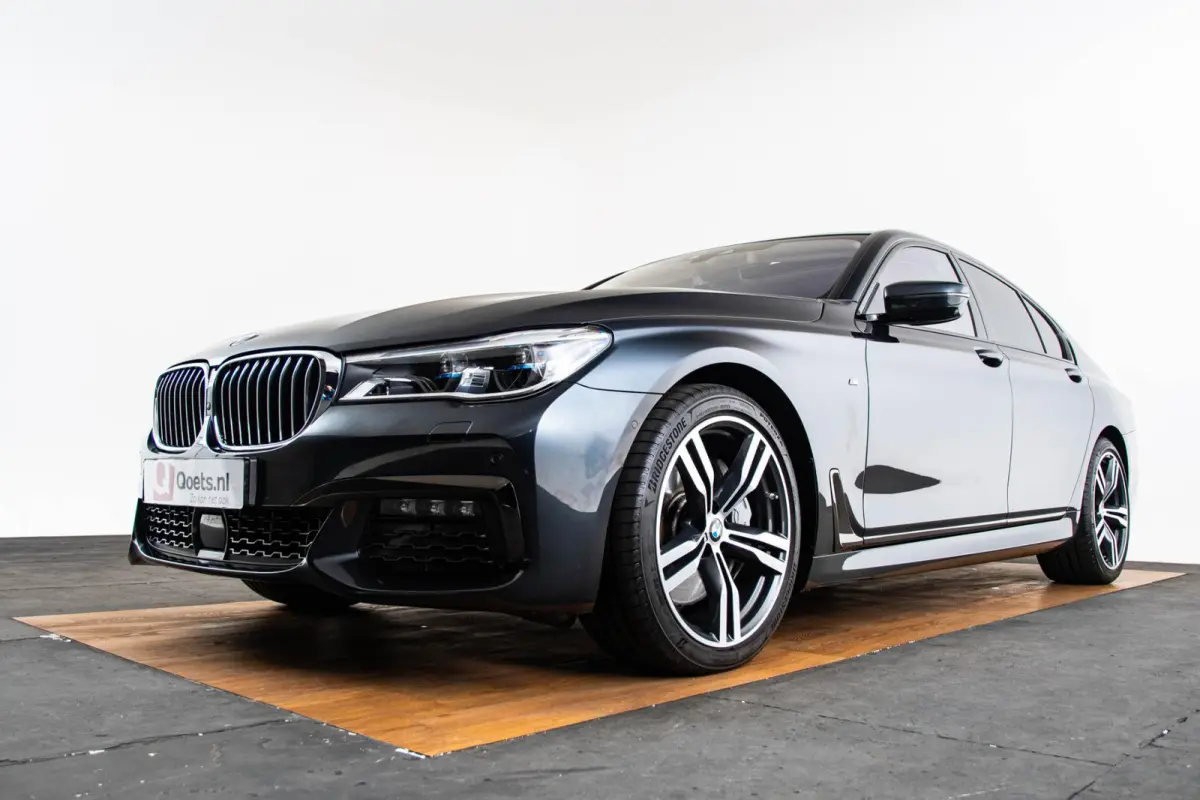 750i xDrive High Executive M Sport - schuif/kanteldak - Head up - stoelverwarming/massage/ventilatie voor en achter - Harman kardon - Surround View - BMW Laserlight - Comfort Access - Soft c