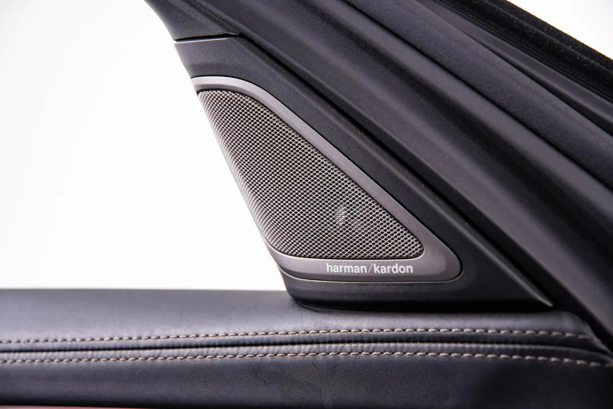 750i xDrive High Executive M Sport - schuif/kanteldak - Head up - stoelverwarming/massage/ventilatie voor en achter - Harman kardon - Surround View - BMW Laserlight - Comfort Access - Soft c