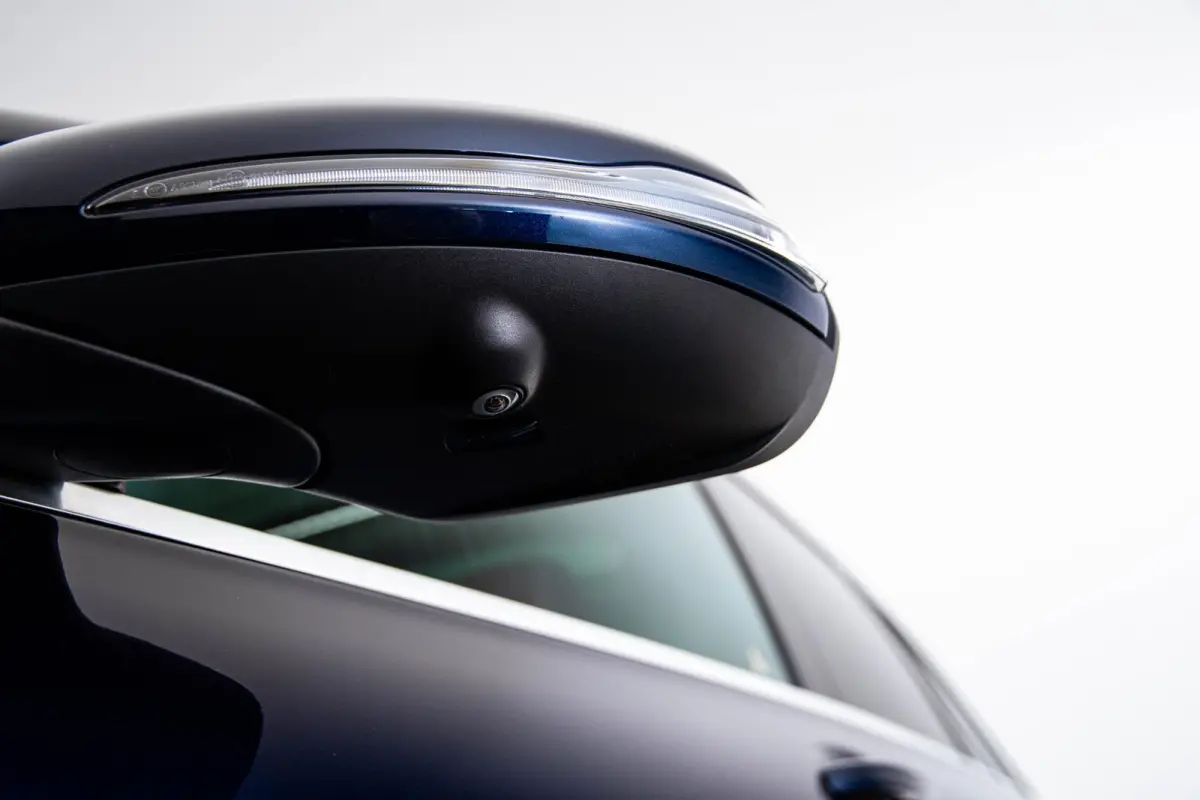 300 4MATIC Exclusive exterieur - Trekhaak - Panoramadak - Zitcomfortpakket voor - Interieurverlichtingspakket - Garmin Map Pilot - Spoorpakket - Parkeerpakket - Easy Pack-achterklep -
