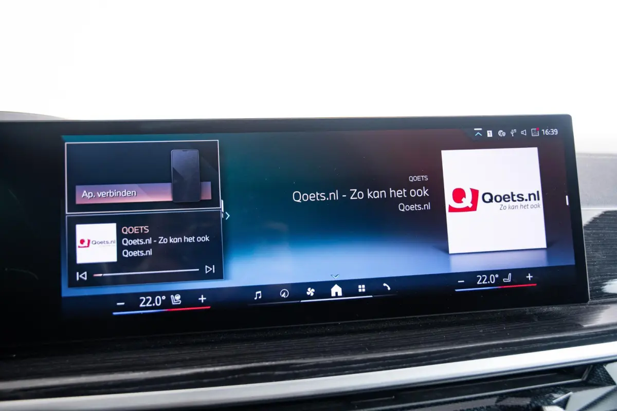 xDrive50e M Sport - Panoramadak - Driving/Parking Assistant Professional - Harman kardon - Comfort Access - Warmte Comfort Pack - Comfortstoelen - Getinte ruiten - zonneschermen - High Beam 