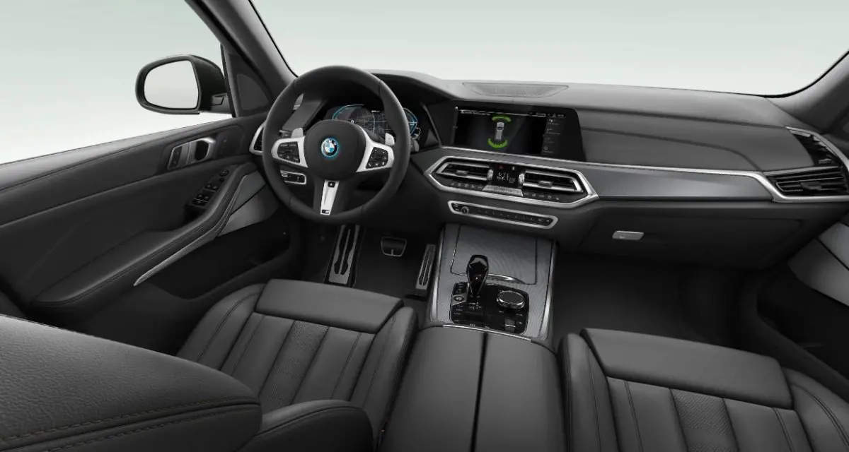 xDrive45e High Executive M-sport - Panoramadak - 21 inch - Comfortstoelen - Comfort Access - Parking Assistant - HiFi System