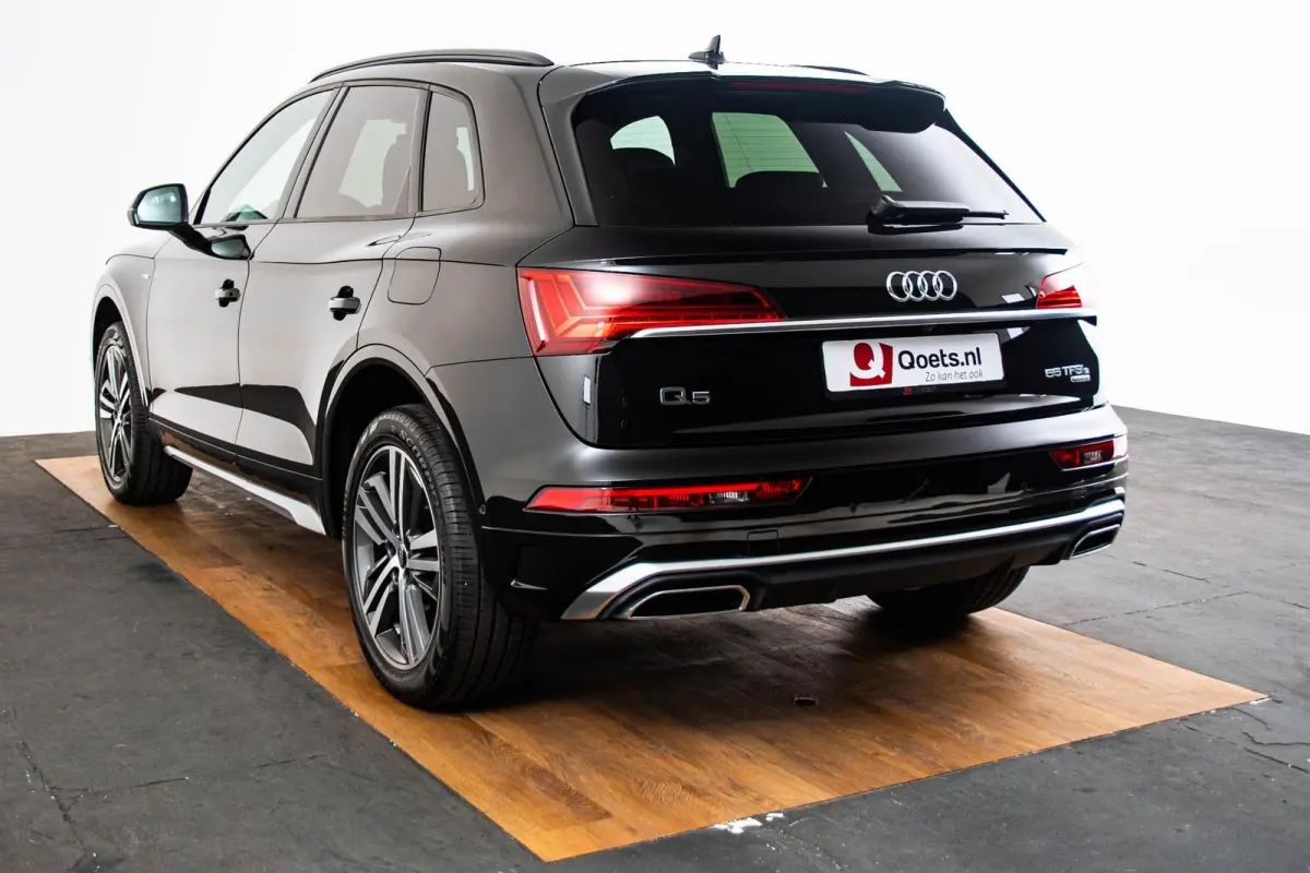 55 TFSI e S edition Adaptieve cruise control - Elektrisch verstelbare/verwarmde stoelen - Parkeerassistent - Assistentiepakket City/Parking - Sportstoelen - Achterbank plus - interieurvoorve
