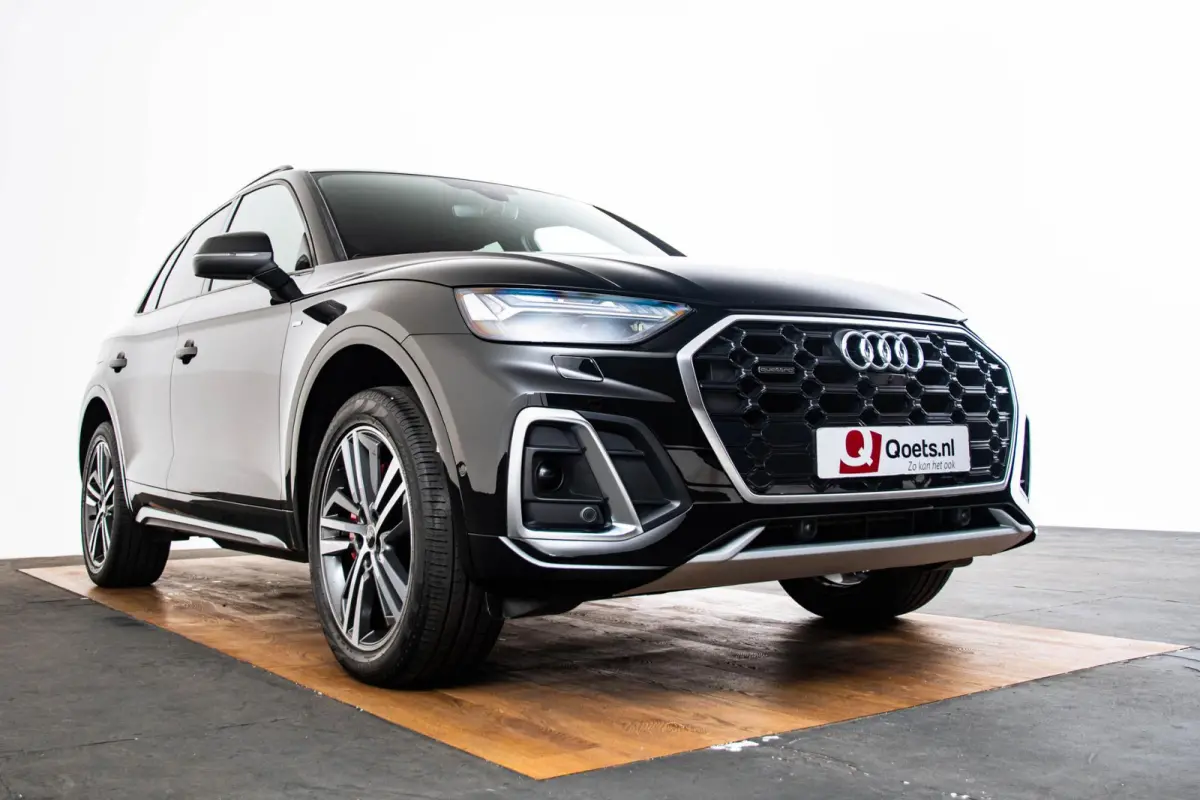 55 TFSI e S edition Adaptieve cruise control - Elektrisch verstelbare/verwarmde stoelen - Parkeerassistent - Assistentiepakket City/Parking - Sportstoelen - Achterbank plus - interieurvoorve