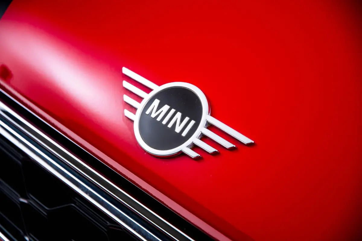2.0 Cooper S ALL4 Salt Trekhaak - Camera - Comfort access - Stoelverwarming - Elektrische achterklep - Park Assistant - Navigatie