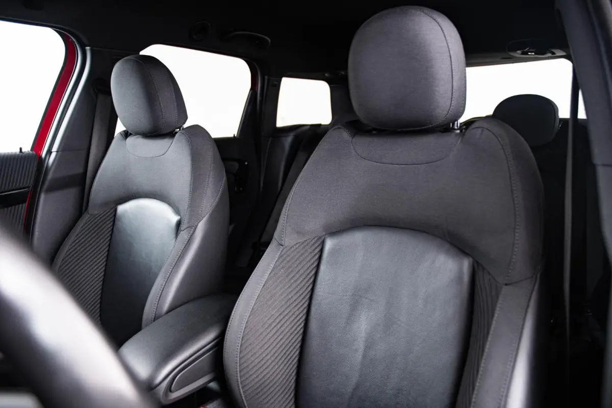 2.0 Cooper S ALL4 Salt Trekhaak - Camera - Comfort access - Stoelverwarming - Elektrische achterklep - Park Assistant - Navigatie