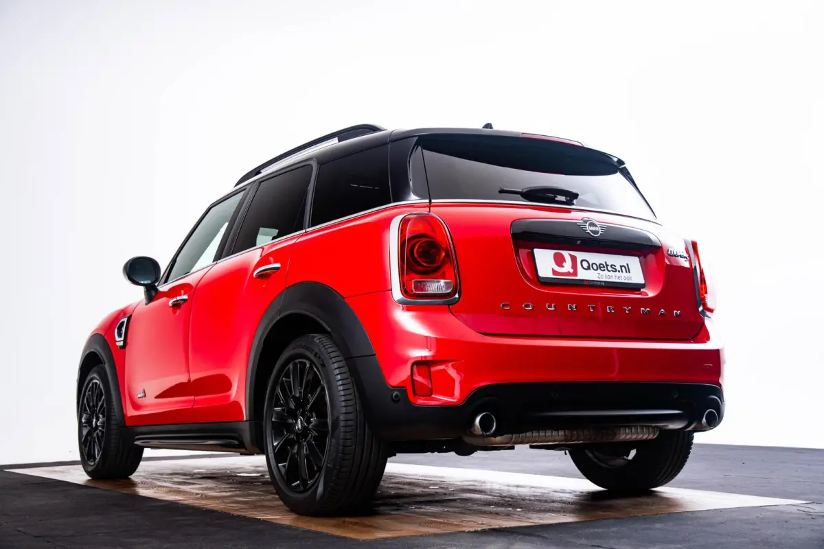 2.0 Cooper S ALL4 Salt Trekhaak - Camera - Comfort access - Stoelverwarming - Elektrische achterklep - Park Assistant - Navigatie