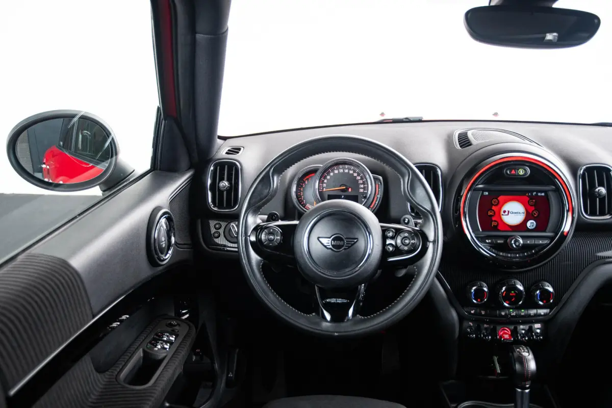 2.0 Cooper S ALL4 Salt Trekhaak - Camera - Comfort access - Stoelverwarming - Elektrische achterklep - Park Assistant - Navigatie