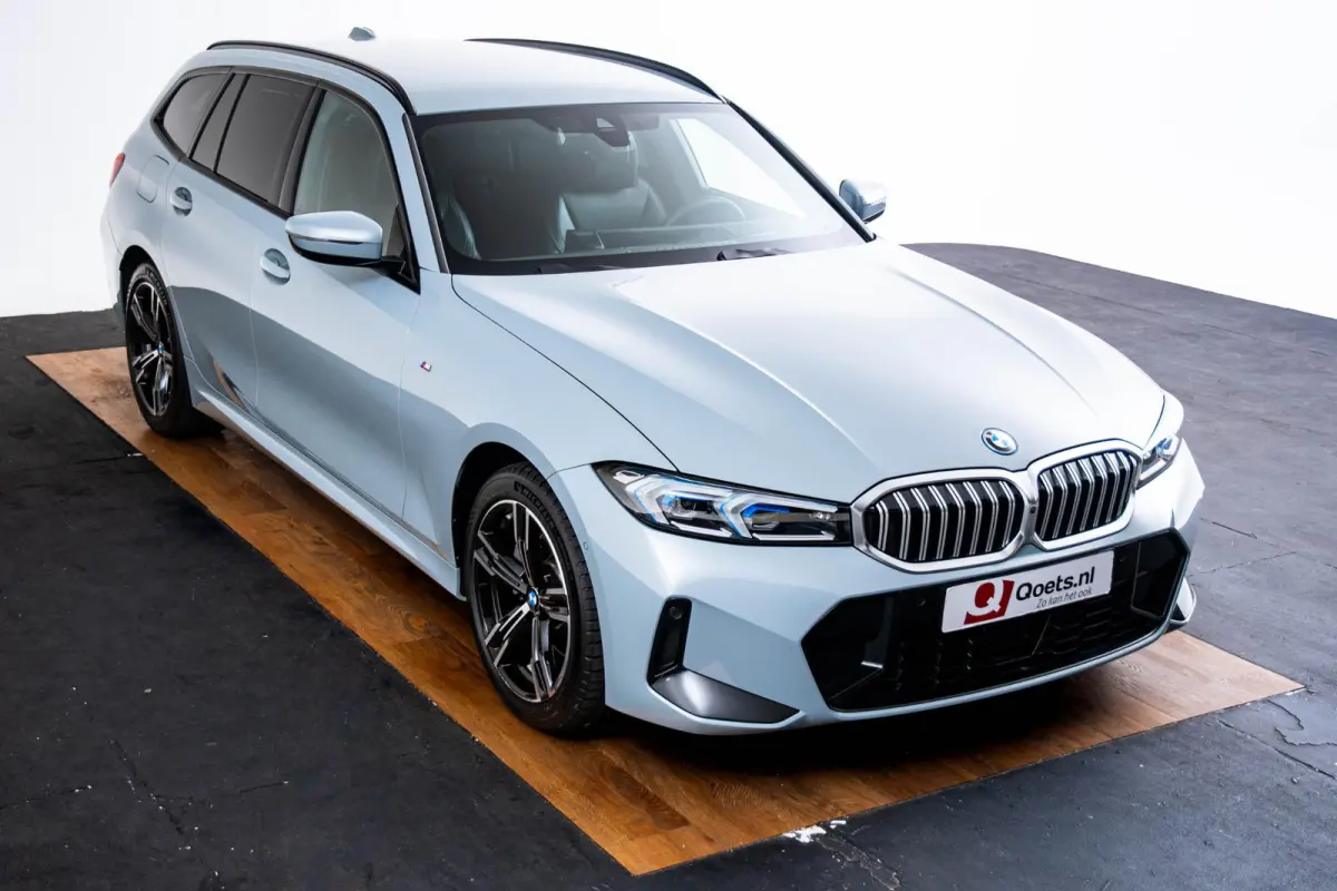 330e xDrive M Sport - Active Cruise Control - Getinte ruiten - Zonneschermen achter - Elektrisch verstelbare/verwarnbare voorstoelen - Parking Assistant Plus - Adaptieve LED koplampen -