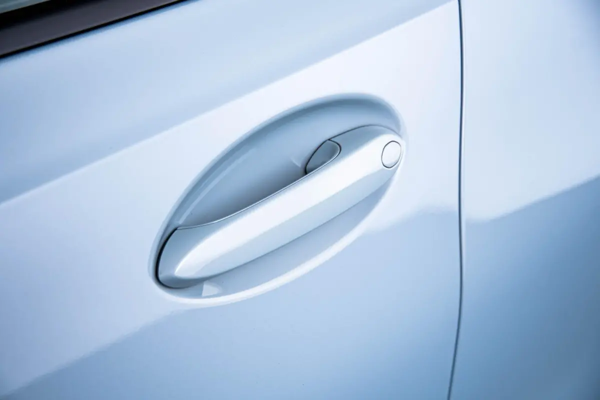 330e xDrive M Sport - Active Cruise Control - Getinte ruiten - Zonneschermen achter - Elektrisch verstelbare/verwarnbare voorstoelen - Parking Assistant Plus - Adaptieve LED koplampen -