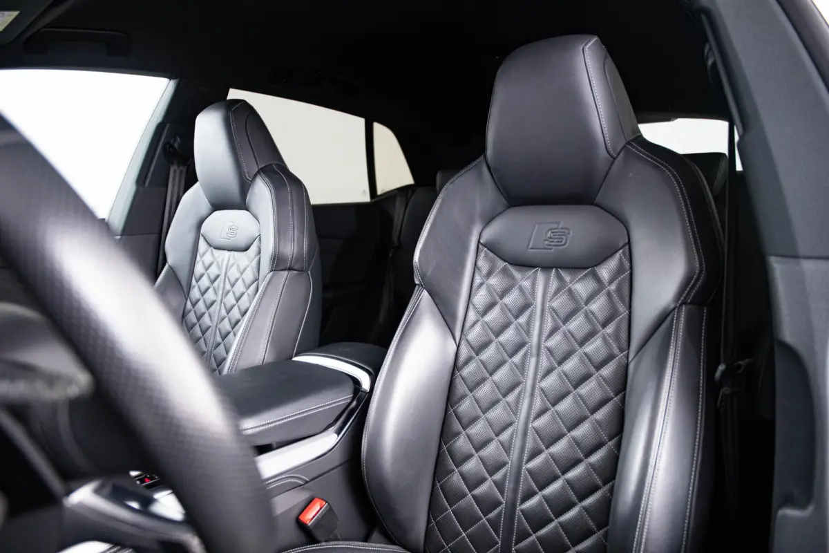 55 TFSI e quattro Pro Line S S line Sportpakket - B&O - Head up - Adaptive air suspension sport - S sportstoelen - Stoelverwarming voor/achter - Stoelventilatie/Massage - Achterbank plus -