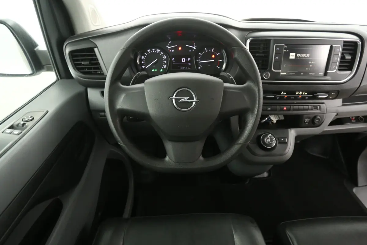 2.0 BlueHDI 144PK L3H1 | Automaat | Clima | Camera | 3 Zits | Cruise | Carplay | Trekhaak