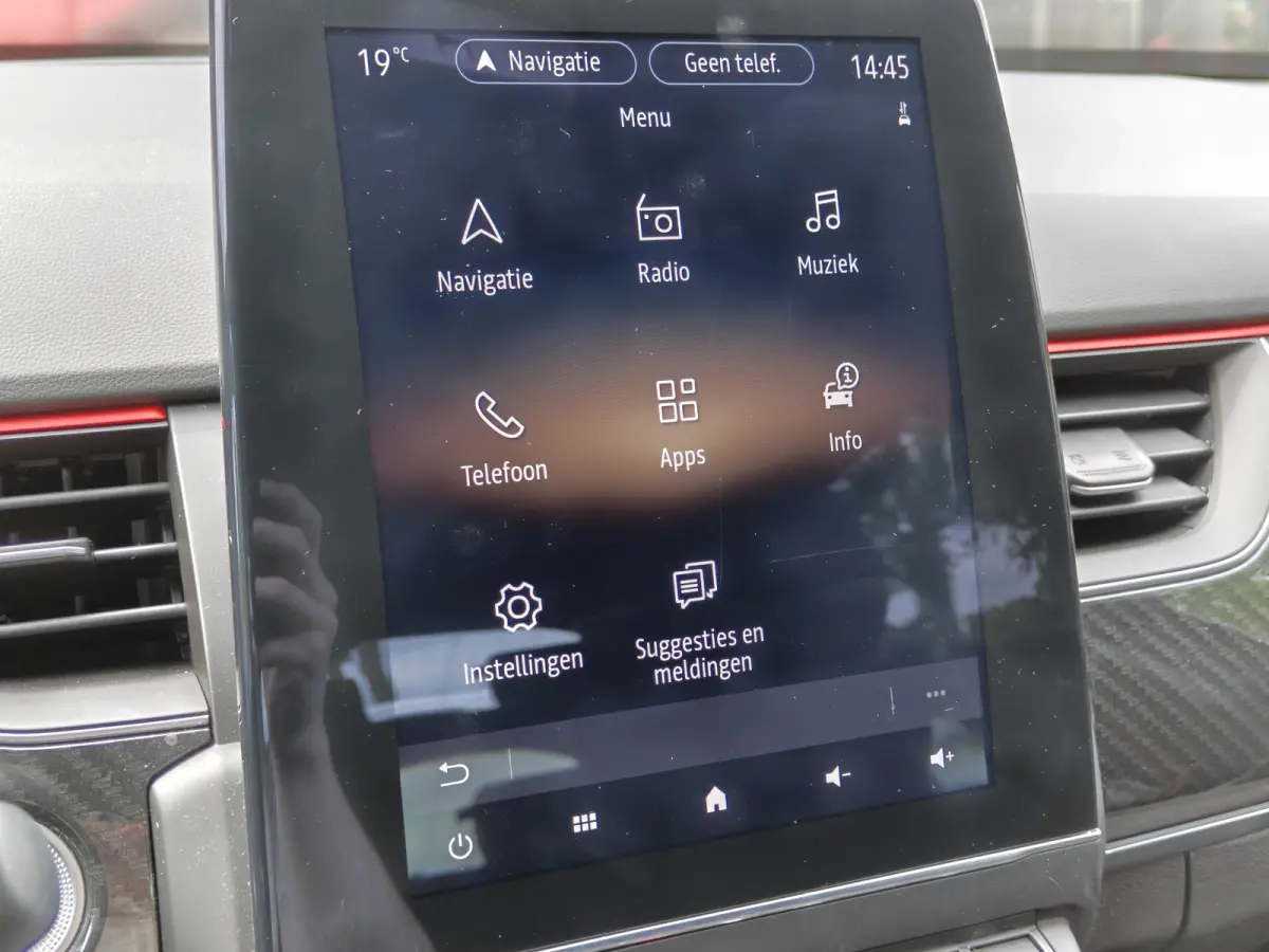 1.6 E-Tech Hybrid 145 R.S. Line / Trekhaak / Carplay / Keyless / Bose / Camera / Verw. V. stoelen & stuur / Leder / LED /