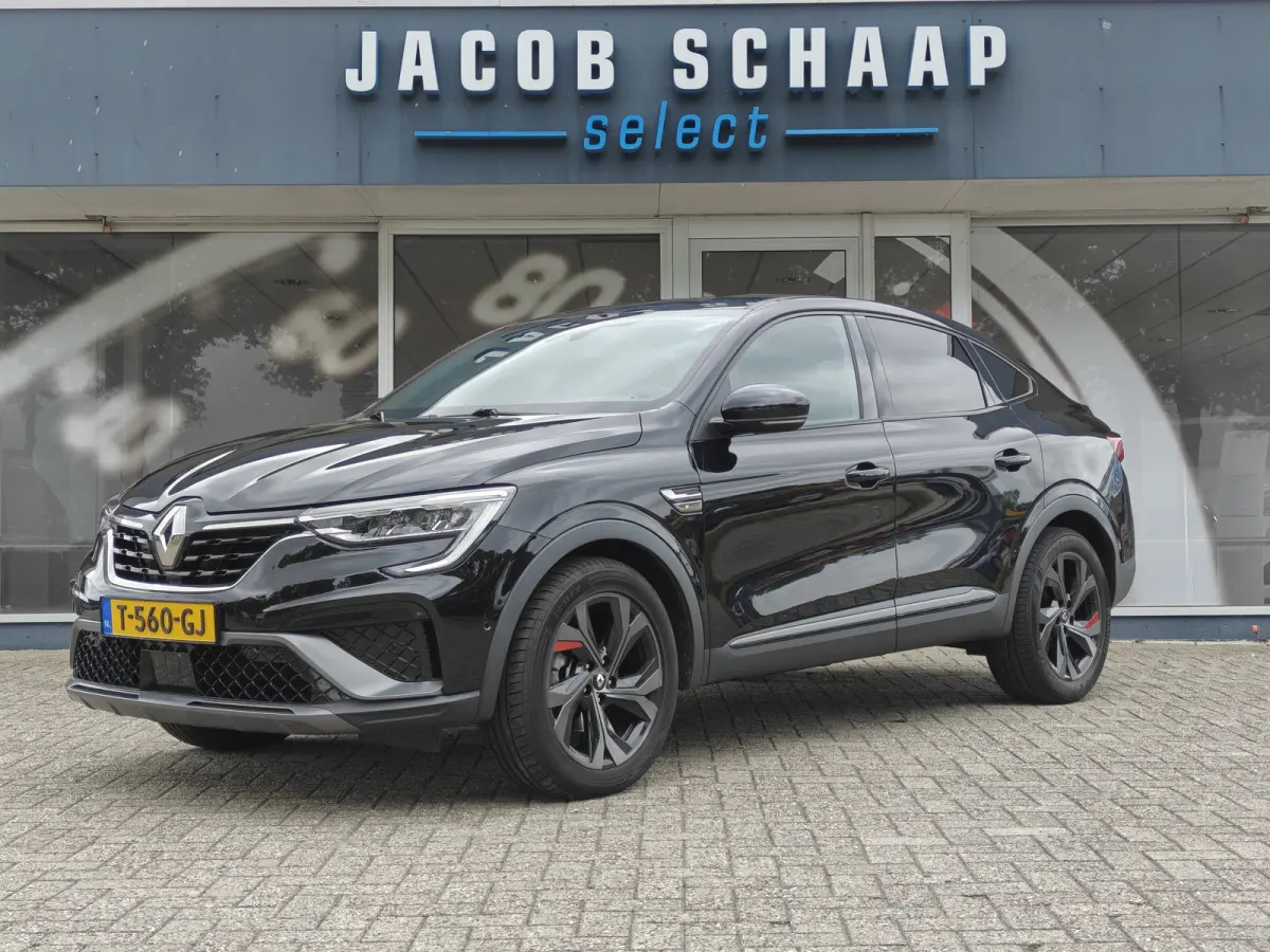 1.6 E-Tech Hybrid 145 R.S. Line / Trekhaak / Carplay / Keyless / Bose / Camera / Verw. V. stoelen & stuur / Leder / LED /