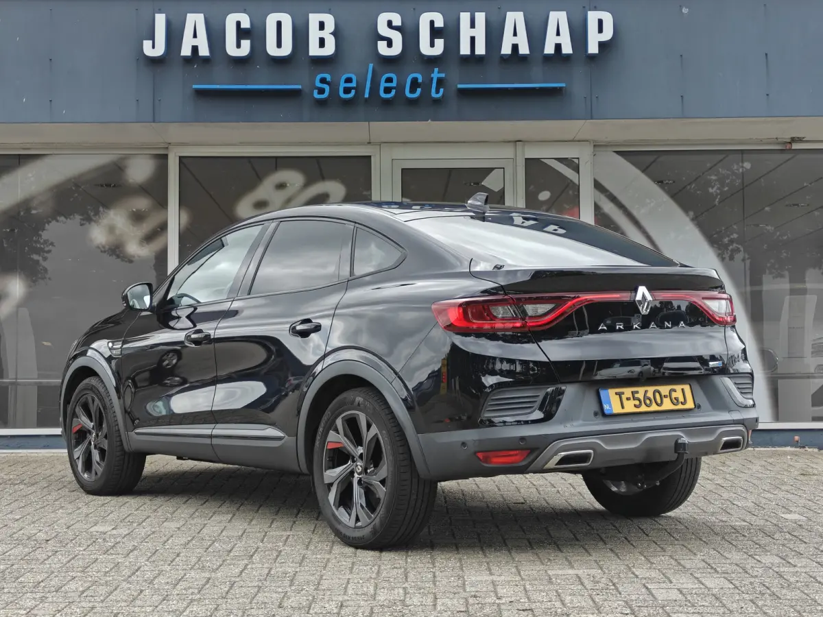 1.6 E-Tech Hybrid 145 R.S. Line / Trekhaak / Carplay / Keyless / Bose / Camera / Verw. V. stoelen & stuur / Leder / LED /