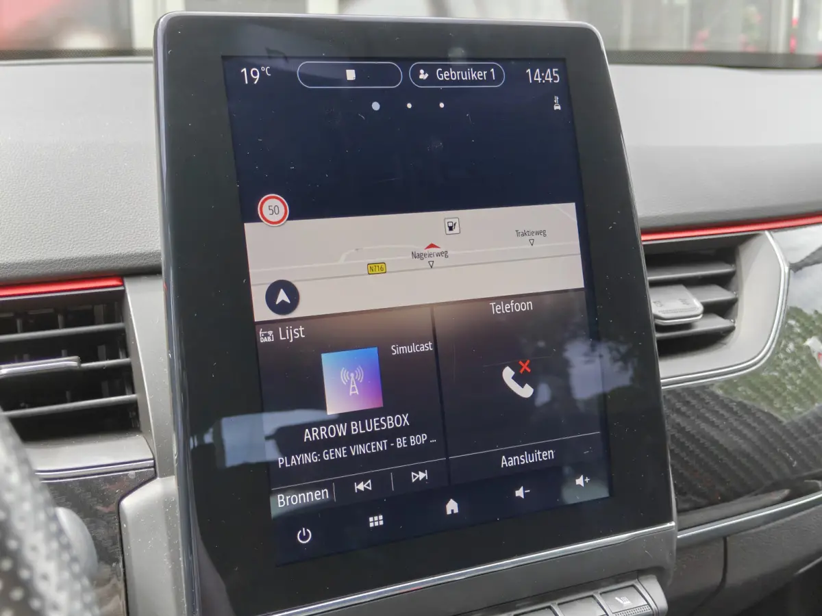 1.6 E-Tech Hybrid 145 R.S. Line / Trekhaak / Carplay / Keyless / Bose / Camera / Verw. V. stoelen & stuur / Leder / LED /