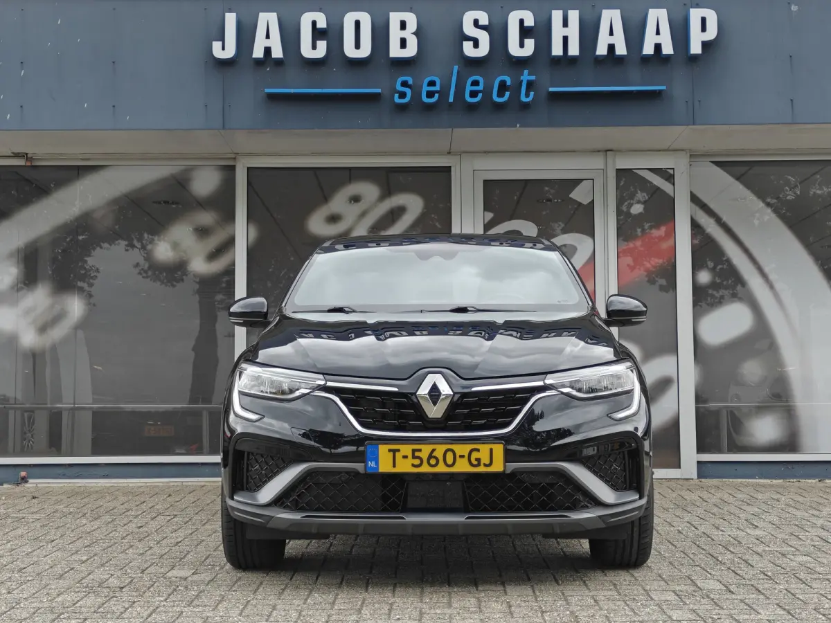 1.6 E-Tech Hybrid 145 R.S. Line / Trekhaak / Carplay / Keyless / Bose / Camera / Verw. V. stoelen & stuur / Leder / LED /