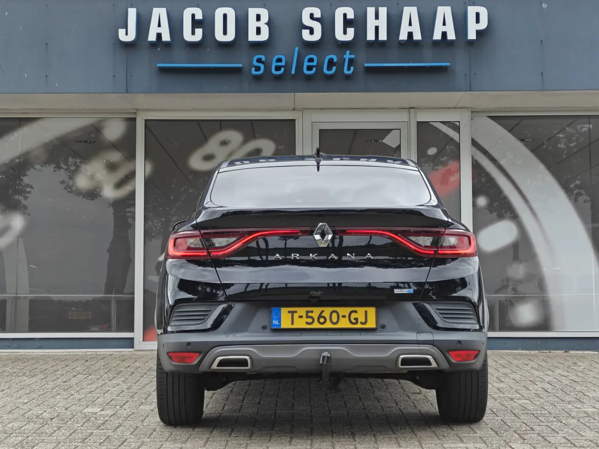 1.6 E-Tech Hybrid 145 R.S. Line / Trekhaak / Carplay / Keyless / Bose / Camera / Verw. V. stoelen & stuur / Leder / LED /